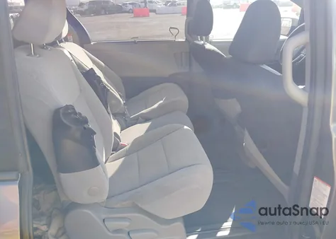 2020 Toyota Sienna Le from USA, damaged, VIN 5TDKZ3DC8LS046519